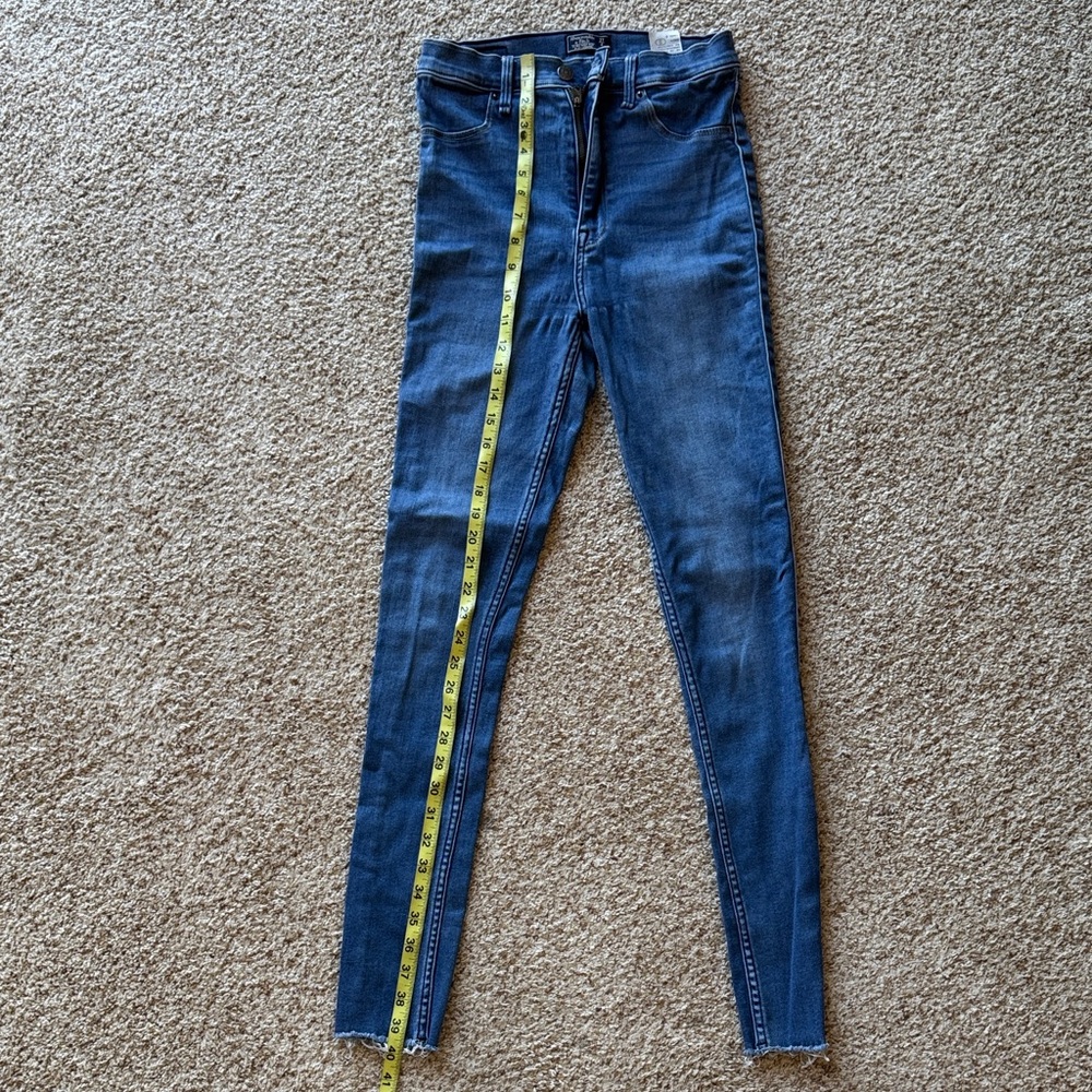 Abercrombie & Fitch Dark Blue Skinny Jeans